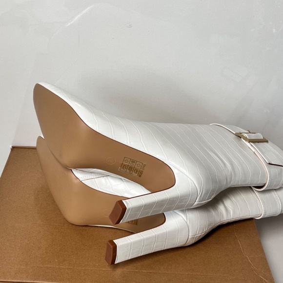 Journee Elanie Tru Comfort Foam High Heel Boots - Picture 5 of 5